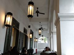 大堂-星巴克臻选(广州沙面店)