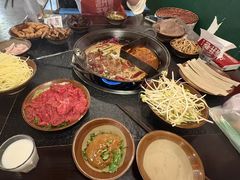 -渝井巷重庆老火锅(沈阳吉祥店)