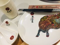 餐具摆设-牛记皇·鲜牛肉火锅(弘阳广场店)
