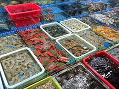 -霞涌市场海鲜摆卖区