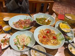 -老滇山寨•云南特色菜•地方菜•民族风情歌舞表演(金碧店)