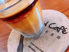Dirty-Be Lived Cafe比例咖啡(摩天轮店)