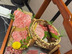 -山川小町·极番烧肉(新地假日广场店)