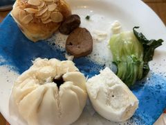 -亚龙湾希尔顿自助餐厅·海鲜·烧烤·沙滩BBQ·现场乐队