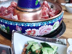 -毛辣果·贵州红酸汤牛肉火锅(西单店)