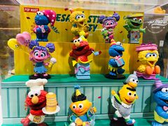-泡泡玛特POPMART(世豪广场店)