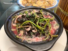 皮蛋苋菜煲-新泉小傅美食(国贸天琴湾天境店)