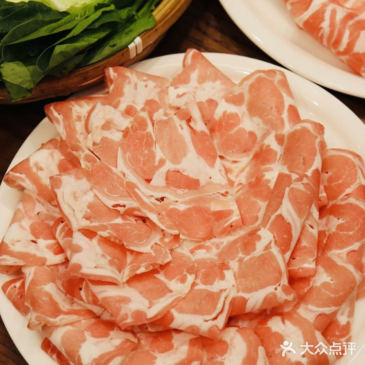 吃老北京铜锅涮肉就来天鸿涮肉!