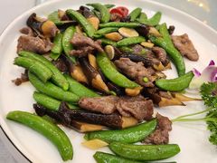 甜豆菌菇炒牛肉-花样宴荟(旺城店)