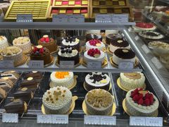 -布歌东京(益田假日店)