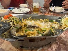 -两兄弟Song Pee Nong(2号店)