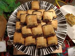 -齐河孔雀王温泉酒店·金孔雀自助百汇
