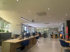 -上汽大众4S店(上海冠松店)