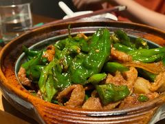 天柱山辣椒炒黑毛猪肉-山里亲戚(淞虹路店)