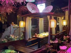 -韵秋荷(宝山龙湖天街店)