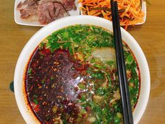 -吾穆勒蓬灰牛肉面·清真(北滨河中路店)