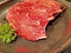 雪花三筋-無二炙坊·和牛烧肉(大钟寺1733店)