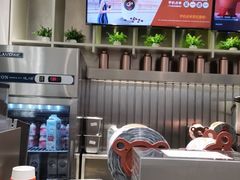 -CoCo都可(湖滨银泰店B区店)