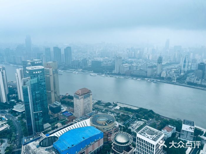 东方明珠广播电视塔图片