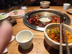 -城墙拐拐火锅(三峡广场黑金冠店)