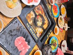 -老牌坊云南鱼豆花火锅(爱建店)