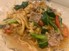 炒河粉-白仁仔· 活烤海鲜 宵夜(豫园店)