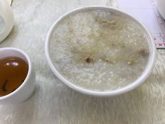 皮蛋瘦肉粥-凤城酒家(红磡店)
