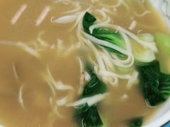 -渔中舟海鲜大排档(普陀沈家门店)
