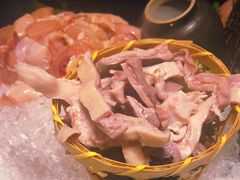 -洪氏嗨捞·猪肚鸡火锅(阳光天地店)