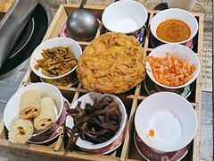 -鸡遇虾煲干锅火锅(小寨金莎店)