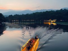 -星湖旅游景区七星岩