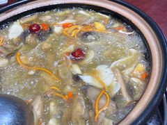 -菌之家·专业纯野生菌火锅·特色炒菌