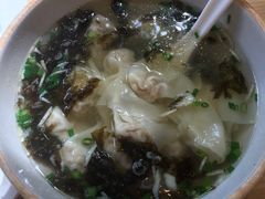 鸡汤小馄饨-早安山丘·豆浆油条(小木桥路店)