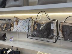 -六六奢品·vintage中古·回收二手奢侈品包包手表首饰(环球港店)