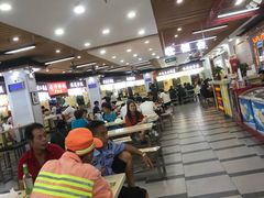 大堂-户部巷小吃(中商徐东平价广场店)