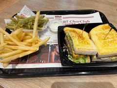 -The Habit Burger Grill 哈比特汉堡(爱琴海店)