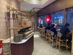 等位区-Tims天好咖啡·贝果(雁展路万象天地店)