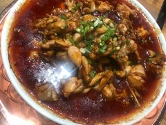 -巴四老城区炭火蛙锅(张江店)