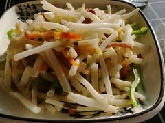 芦苇根炒肉丝-美味之家·湖景农家乐(太湖东山店)