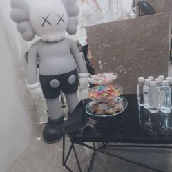 -AYO SALON