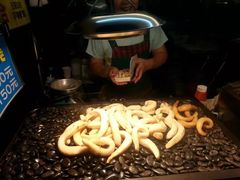 -六合夜市