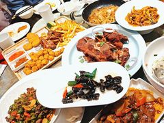 -巴特餐饮6加1音乐餐吧·新疆菜