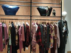 -Vivienne Westwood(上海来福士广场店)