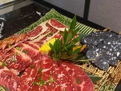 -山川小町·极番烧肉(新地假日广场店)