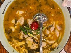 新派酸菜鱼-村理·乡村菜音乐餐厅(河西店)