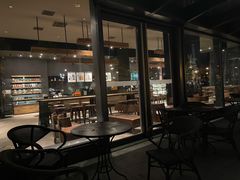 -星巴克(七宝领展广场1F店)