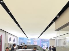 -华为智能生活馆(上海金桥国际商业广场)