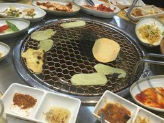 -牛信亭韩国料理·炭火烤肉(紫藤路店)