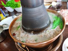 -楼外楼大刀肉传统火锅居(幸福街店)