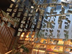 -猫的天空之城概念书店(杭州南宋御街店)